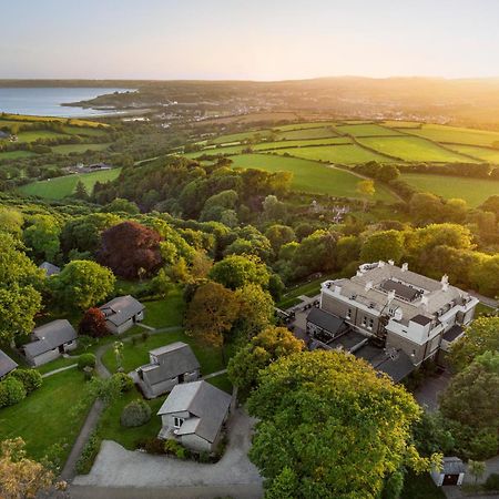 Trenython Manor Resort 포위 외부 사진