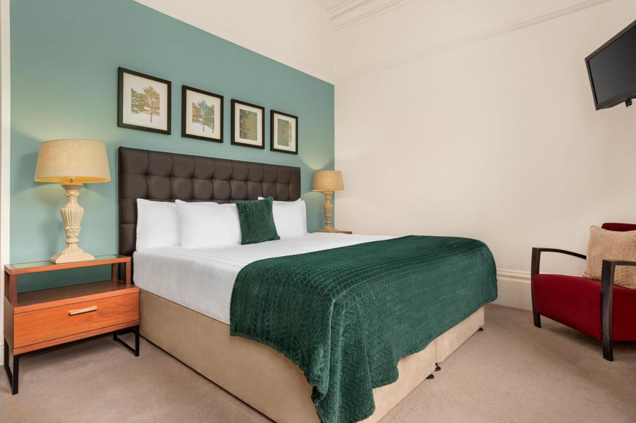 Trenython Manor Resort 포위 외부 사진