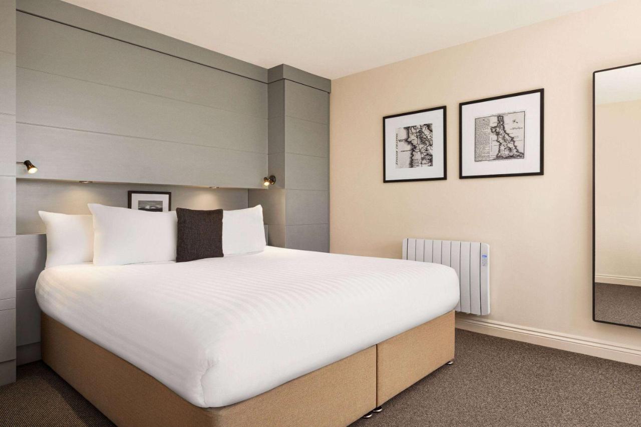 Trenython Manor Resort 포위 외부 사진